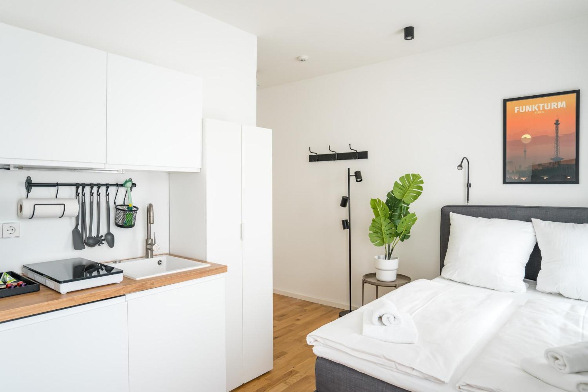 Homaris Apartments Schlueterstrasse Berlin Exterior photo